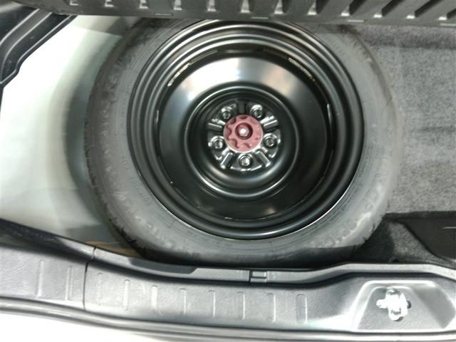 スペアタイヤ付きです。もしもの時でも安心ですね♪備えあれば憂いなしですよ！