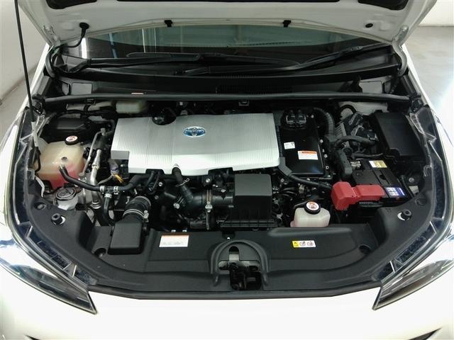 プリウス Ｓ　ハイブリッド　ワンオーナー　安全装備　衝突被害軽減システム　横滑り防止機能　ＡＢＳ　エアバッグ　オートクルーズコントロール　盗難防止装置　バックカメラ　ＥＴＣ　ドラレコ　ミュージックプレイヤー接続可（8枚目）