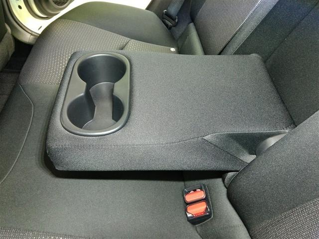 プリウス Ｓ　ハイブリッド　ワンオーナー　安全装備　衝突被害軽減システム　横滑り防止機能　ＡＢＳ　エアバッグ　オートクルーズコントロール　盗難防止装置　バックカメラ　ＥＴＣ　ドラレコ　ミュージックプレイヤー接続可（17枚目）