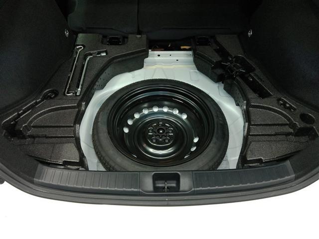 プリウス Ｓ　ハイブリッド　ワンオーナー　安全装備　衝突被害軽減システム　横滑り防止機能　ＡＢＳ　エアバッグ　オートクルーズコントロール　盗難防止装置　バックカメラ　ＥＴＣ　ドラレコ　ミュージックプレイヤー接続可（21枚目）