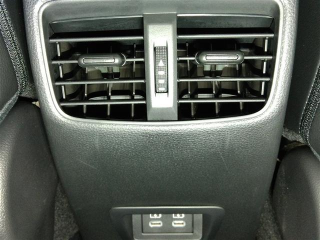 カローラクロス ハイブリッド　Ｚ　ハイブリッド　ワンオーナー　ハーフレザー　電動シート　安全装備　衝突被害軽減システム　横滑り防止機能　ＡＢＳ　エアバッグ　オートクルーズコントロール　盗難防止装置　バックカメラ　ＥＴＣ　ドラレコ（17枚目）