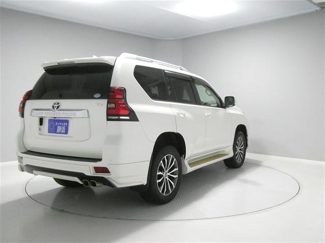 ランドクルーザープラド ＴＸ　Ｌパッケージ　革シート　サンルーフ　４ＷＤ　フルセグ　メモリーナビ　ＤＶＤ再生　ミュージックプレイヤー接続可　バックカメラ　衝突被害軽減システム　ＥＴＣ　ドラレコ　ＬＥＤヘッドランプ　乗車定員７人　３列シート（5枚目）