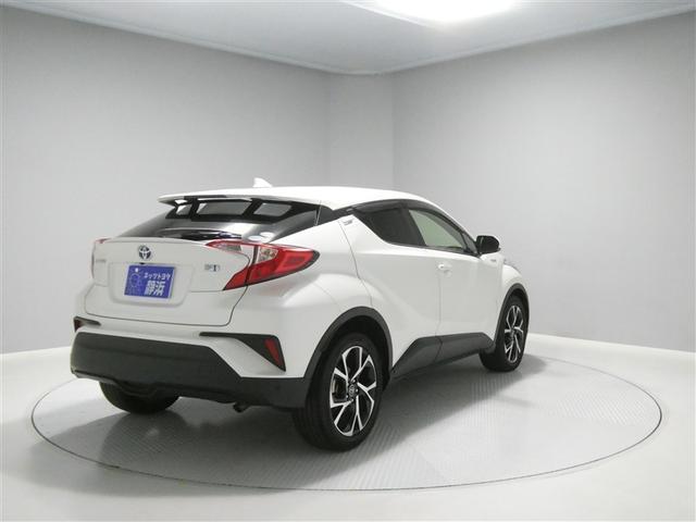 Ｃ－ＨＲ Ｇ　フルセグ　メモリーナビ　ＤＶＤ再生　バックカメラ　衝突被害軽減システム　ＥＴＣ　アイドリングストップ（3枚目）
