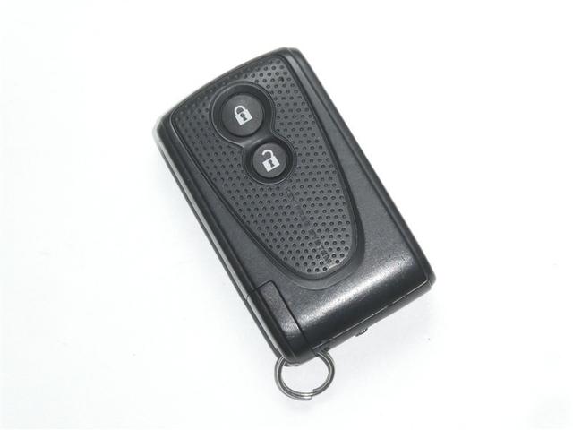 パッソ プラスハナ　フルセグメモリーナビ　ＣＤ／ＤＶＤ再生付き　ＨＩＤヘッドライト　バックモニター　純正アルミホイール　ＥＴＣ　スマートキー　シート素材モケット　ベンチシート　オートエアコン　イモビライザー（17枚目）