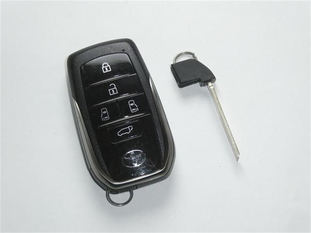 アルファード Ｚ　セーフティセンス　ドラレコ付き　両側電動スライドドア　リアスポイラー　バックモニター　ＥＴＣ　スマートキー　ＬＥＤヘッドライト　純正アルミホイール　フルセグメモリーナビ　合成皮革シート　３列シート（25枚目）