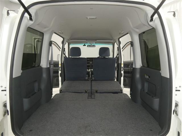 【シートアレンジ可能】ゆとりあるワイドな車内空間は、ドライブを始め買い物やレジャーなど、幅広く活躍します。一人でもみんなとでもお出かけを楽しみましょう！