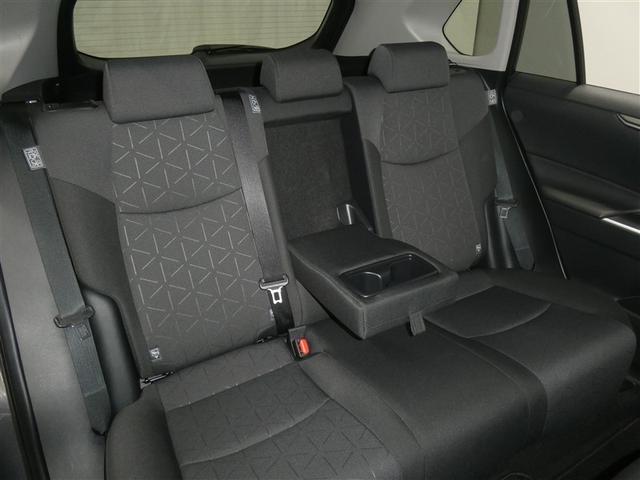 ��ȃV�[�g���L�X�Ƃ����X�y�[�X���m�ۂ��Ă��܂��B��l�ł��������ƍ����Ē����܂��̂ŁA��l���ł̂��o���������N���N�ł���h���C�u�ɍs���̂��y���݂ł��ˁ�