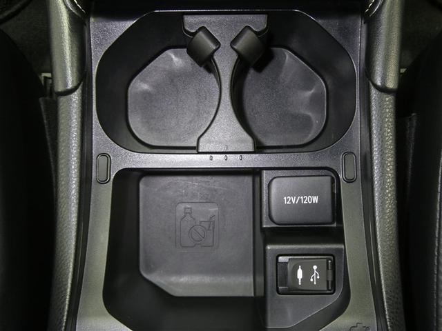 ハリアー プレミアム　プリクラッシュセーフティー　フルセグメモリーナビ　ＬＥＤヘッドライト　リアスポイラー　バックモニター　ＥＴＣ　スマートキー　純正アルミホイール　ＣＤ／ＤＶＤ再生付き　パワーシート　シート素材モケット（9枚目）