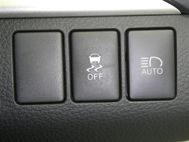 ハリアー プレミアム　プリクラッシュセーフティー　フルセグメモリーナビ　ＬＥＤヘッドライト　リアスポイラー　バックモニター　ＥＴＣ　スマートキー　純正アルミホイール　ＣＤ／ＤＶＤ再生付き　パワーシート　シート素材モケット（11枚目）