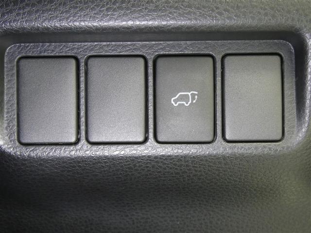 ハリアー プレミアム　プリクラッシュセーフティー　フルセグメモリーナビ　ＬＥＤヘッドライト　リアスポイラー　バックモニター　ＥＴＣ　スマートキー　純正アルミホイール　ＣＤ／ＤＶＤ再生付き　パワーシート　シート素材モケット（12枚目）