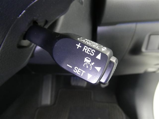 ハリアー プレミアム　プリクラッシュセーフティー　フルセグメモリーナビ　ＬＥＤヘッドライト　リアスポイラー　バックモニター　ＥＴＣ　スマートキー　純正アルミホイール　ＣＤ／ＤＶＤ再生付き　パワーシート　シート素材モケット（14枚目）