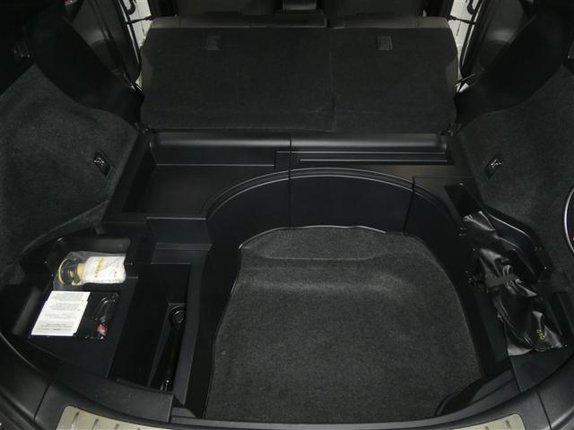 ハリアー プレミアム　プリクラッシュセーフティー　フルセグメモリーナビ　ＬＥＤヘッドライト　リアスポイラー　バックモニター　ＥＴＣ　スマートキー　純正アルミホイール　ＣＤ／ＤＶＤ再生付き　パワーシート　シート素材モケット（20枚目）