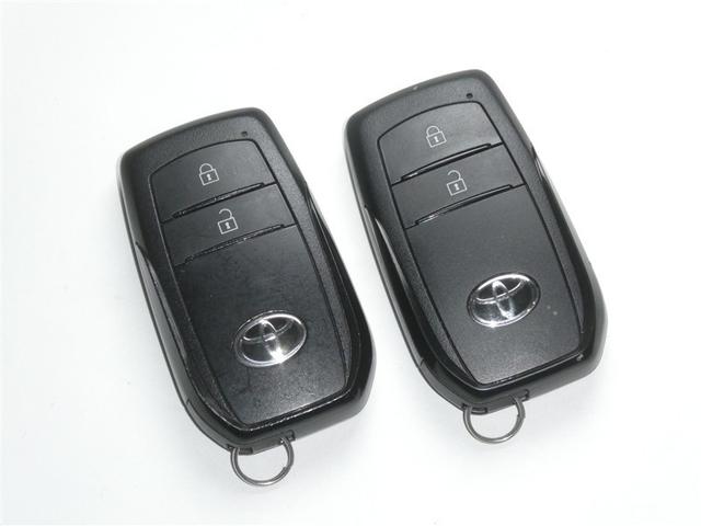 ヤリス X ミュージックプレイヤー接続可 バックカメラ 衝突被害軽減システム(17枚目)