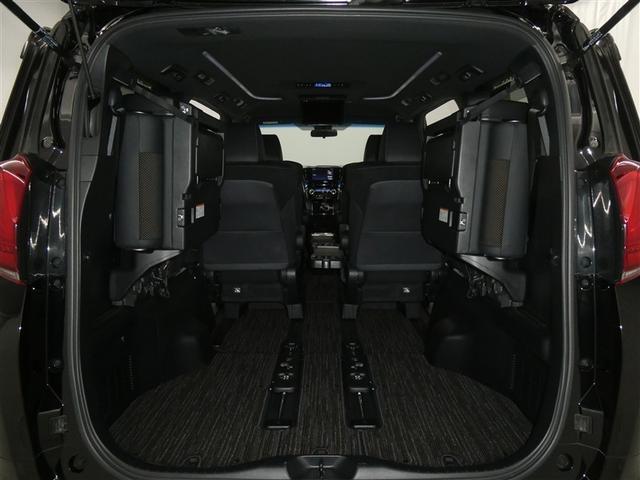 アルファード ２．５Ｓ　タイプゴールド　セーフティセンス　両側電動スライドドア　後席モニター　ＬＥＤヘッドライト　純正アルミホイール　ＥＴＣ　バックモニター　スマートキー　リアスポイラー　フルセグＴＶ　ディスプレイオーディオ　３列シート（22枚目）