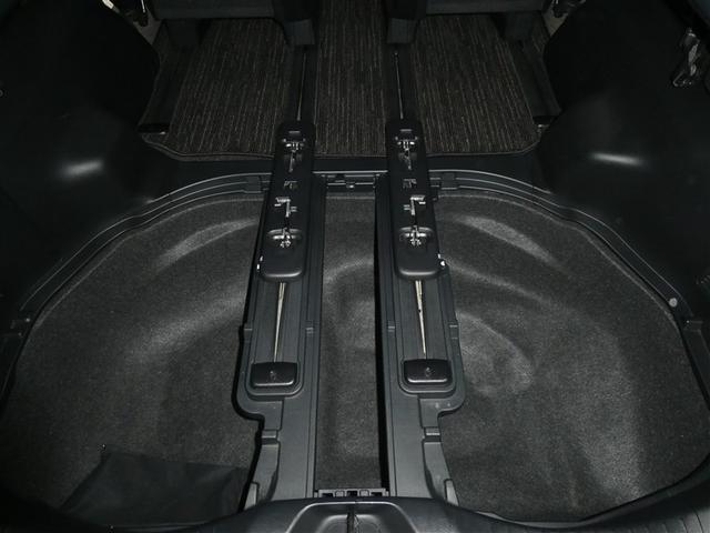 アルファード ２．５Ｓ　タイプゴールド　セーフティセンス　両側電動スライドドア　後席モニター　ＬＥＤヘッドライト　純正アルミホイール　ＥＴＣ　バックモニター　スマートキー　リアスポイラー　フルセグＴＶ　ディスプレイオーディオ　３列シート（23枚目）