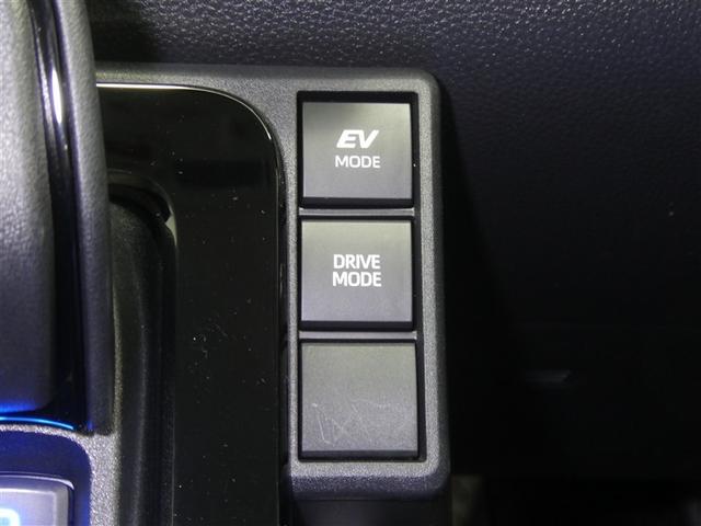 シエンタ ハイブリッドＺ　フルセグ　メモリーナビ　ミュージックプレイヤー接続可　バックカメラ　衝突被害軽減システム　ＥＴＣ　両側電動スライド　ＬＥＤヘッドランプ　ウオークスルー　アイドリングストップ（10枚目）