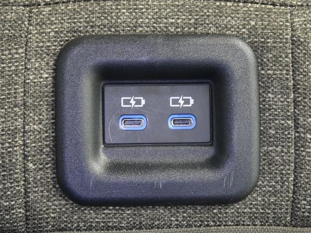 シエンタ ハイブリッドＺ　フルセグ　メモリーナビ　ミュージックプレイヤー接続可　バックカメラ　衝突被害軽減システム　ＥＴＣ　両側電動スライド　ＬＥＤヘッドランプ　ウオークスルー　アイドリングストップ（13枚目）