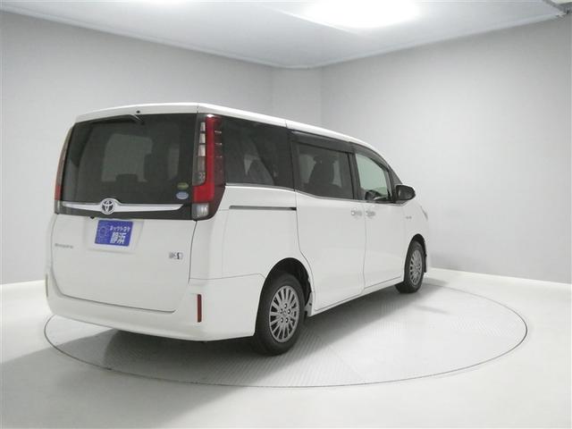 エスクァイア ハイブリッドGi フルセグ メモリーナビ DVD再生 後席モニター バックカメラ 衝突被害軽減システム ETC ドラレコ 両側電動スライド LEDヘッドランプ 乗車定員7人 3列シート(4枚目)