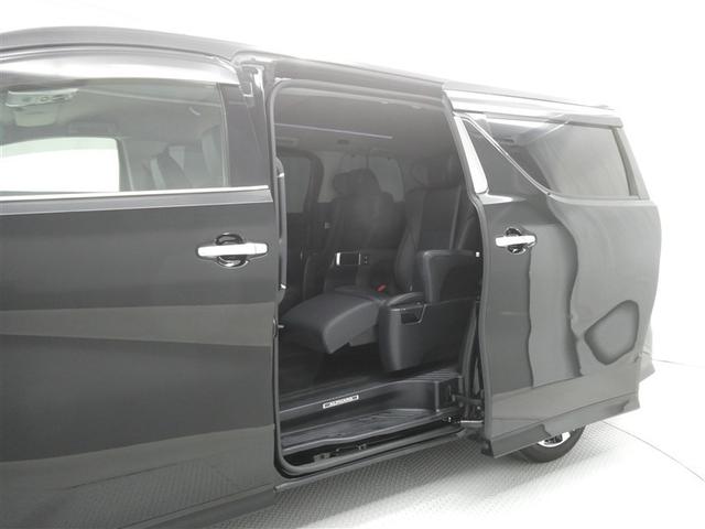 アルファード 2.5S Cパッケージ フルセグ DVD再生 ミュージックプレイヤー接続可 後席モニター バックカメラ 衝突被害軽減システム ETC 両側電動スライド LEDヘッドランプ 乗車定員7人 3列シート(3枚目)