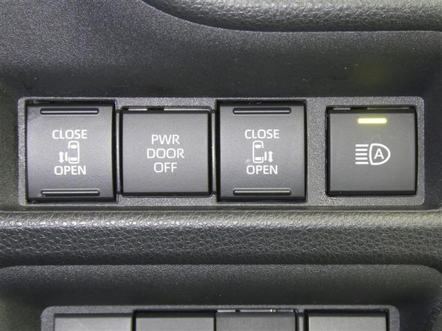 シエンタ ハイブリッドZ セーフティセンス 両側電動スライドドア LEDヘッドライト オートエアコン ウォークスルー ETC バックモニター スマートキー 純正アルミホイール フルセグメモリーナビ 3列シート(12枚目)