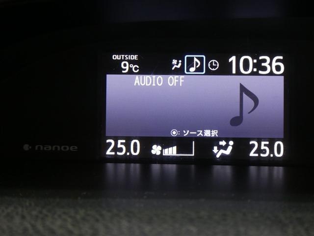 ヴォクシー ＺＳ　煌ＩＩＩ　フルセグ　メモリーナビ　後席モニター　バックカメラ　衝突被害軽減システム　ＥＴＣ　ドラレコ　両側電動スライド　ＬＥＤヘッドランプ　ウオークスルー　乗車定員７人　３列シート　アイドリングストップ（7枚目）