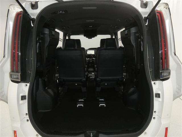 エスクァイア Ｇｉ　プレミアムパッケージ　ブラックテーラード　セーフティーセンス　両側電動スライドドア　ＬＥＤヘッドライト　後席モニター　純正アルミホイール　ＥＴＣ　バックモニター　フルエアロ　スマートキー　フルセグメモリーナビ　３列シート　オートエアコン（23枚目）