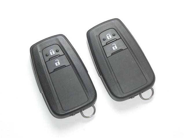 Ｃ－ＨＲ Ｇ　セーフティーセンス　ドラレコ付　ＬＥＤヘッドライト　リアスポイラー　バックモニター　ＥＴＣ　スマートキー　純正アルミホイール　フルセグメモリーナビ　本革シート一部　オートエアコン　クルーズコントロール（24枚目）