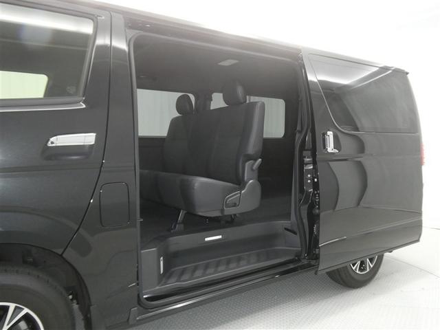 ハイエースバン スーパーGL ダークプライムII セーフティーセンス LEDヘッドライト スマートキー 純正アルミホイール オートエアコン 電源コンセント シート素材モケット リアクーラー イモビライザー パワステ パワーウィンドウ(3枚目)