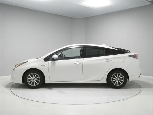 プリウス Ａ　セーフティーセンス　ドラレコ付き　ＬＥＤヘッドライト　リアスポイラー　バックモニター　ＥＴＣ　スマートキー　社外アルミホイール　ＣＤ／ＤＶＤ再生付き　フルセグメモリーナビ　オートエアコン（2枚目）