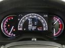 各操作スイッチは使いやすい位置に配置され、とっても見やすいメーターです。夜間時はラグジュアリーな気分にさせてくれる照明が魅力ですので、夜のドライブも楽しみになりますよ♪