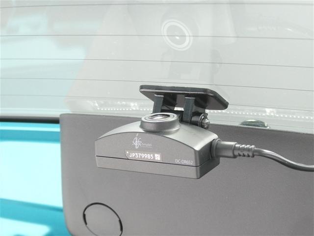 シエンタ G セーフティセンス ドラレコ付 両側電動スライドドア オートエアコン バックモニター ETC スマートキー LEDヘッドライト CD/DVD再生付 フルセグメモリーナビ 3列シート ウォークスルー(17枚目)