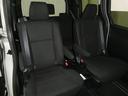 後席シートも広々としたスペースを確保しています。大人でもゆったりと座って頂けますので、大人数でのお出かけもラクラクです♪ドライブに行くのが楽しみですね♪