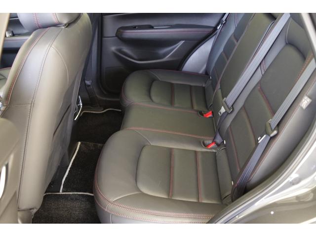 ＣＸ－５ ２５Ｓ　スポーツアピアランス　ダウンサスペンション　衝突被害軽減ブレーキ　フロントリアパーキングセンサー　ブラインドスポットモニタリング　電動リフトゲート　パワーシート　シートヒーター　ステアリングヒーター　３６０°ビューモニター（51枚目）