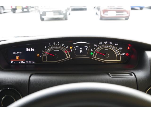 Ｎ－ＢＯＸカスタム Ｌ　衝突被害軽減ブレーキ　リアパーキングセンサー　ＬＥＤヘッドライト　１４インチアルミ　パワースライドドア　電動パーキングブレーキ　シートヒーター　スマートキー　メモリーナビ　フルセグＴＶ　バックカメラ（11枚目）