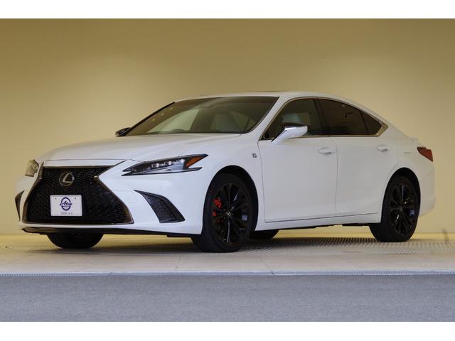 ES ES300h Fスポーツ オレンジブレーキキャリパー+ハンズフリーパワートランクリッド 360°パノラミックビューモニター デジタルインナーミラー 置くだけ充電 ムーンルーフ シートヒーター・クーラー 19インチアルミホイール(39枚目)