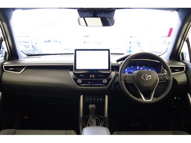 カローラクロス ハイブリッド Z パノラマルーフ パーキングサポートブレーキ ブラインドスポットモニター アラウンドビューモニター ETC2.0 ハンズフリーパワーバックドア レザーコンビパワーシート シートヒーター ルーフレール(4枚目)