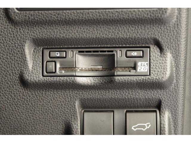 カローラクロス ハイブリッド Z パノラマルーフ パーキングサポートブレーキ ブラインドスポットモニター アラウンドビューモニター ETC2.0 ハンズフリーパワーバックドア レザーコンビパワーシート シートヒーター ルーフレール(7枚目)