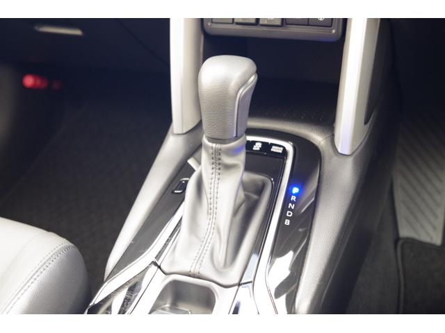 カローラクロス ハイブリッド Z パノラマルーフ パーキングサポートブレーキ ブラインドスポットモニター アラウンドビューモニター ETC2.0 ハンズフリーパワーバックドア レザーコンビパワーシート シートヒーター ルーフレール(12枚目)