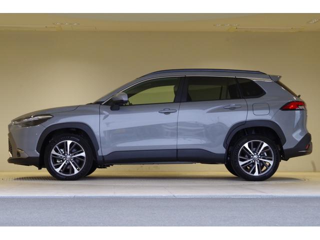 カローラクロス ハイブリッド Z パノラマルーフ パーキングサポートブレーキ ブラインドスポットモニター アラウンドビューモニター ETC2.0 ハンズフリーパワーバックドア レザーコンビパワーシート シートヒーター ルーフレール(27枚目)