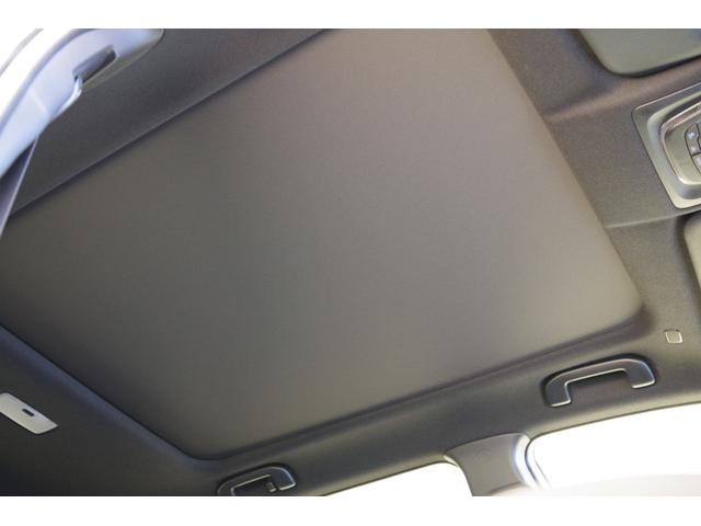 カローラクロス ハイブリッド Z パノラマルーフ パーキングサポートブレーキ ブラインドスポットモニター アラウンドビューモニター ETC2.0 ハンズフリーパワーバックドア レザーコンビパワーシート シートヒーター ルーフレール(45枚目)