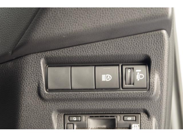 カローラクロス ハイブリッド Z パノラマルーフ パーキングサポートブレーキ ブラインドスポットモニター アラウンドビューモニター ETC2.0 ハンズフリーパワーバックドア レザーコンビパワーシート シートヒーター ルーフレール(48枚目)