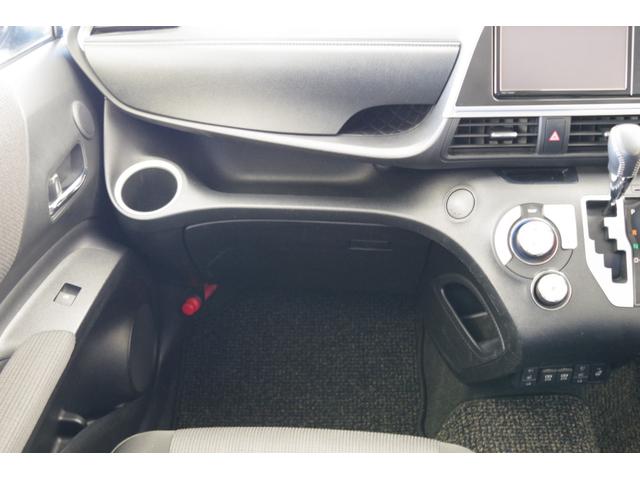 シエンタ G セーフティーエディション アラウンドビューモニター スーパーUVカットガラス シートヒーター ステアリングヒーター シルバーインテリアアクセント トヨタセーフティセンス 両側パワースライドドア フルセグ ETC スマートキー(35枚目)