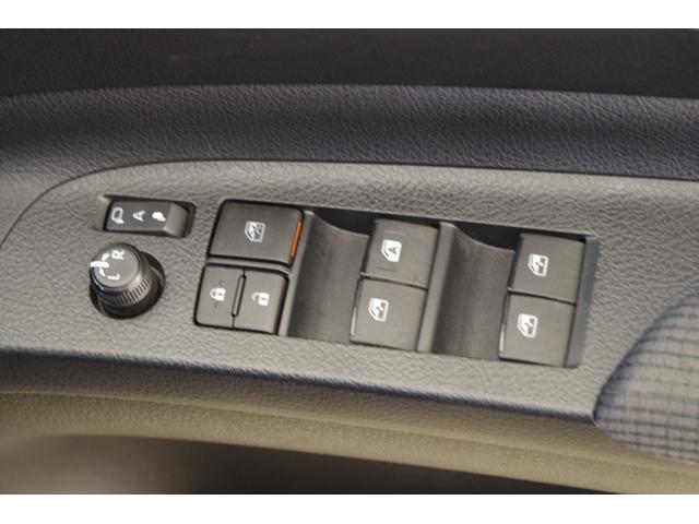 シエンタ G セーフティーエディション アラウンドビューモニター スーパーUVカットガラス シートヒーター ステアリングヒーター シルバーインテリアアクセント トヨタセーフティセンス 両側パワースライドドア フルセグ ETC スマートキー(37枚目)