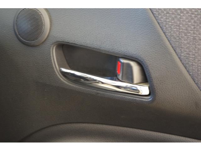 シエンタ G セーフティーエディション アラウンドビューモニター スーパーUVカットガラス シートヒーター ステアリングヒーター シルバーインテリアアクセント トヨタセーフティセンス 両側パワースライドドア フルセグ ETC スマートキー(38枚目)