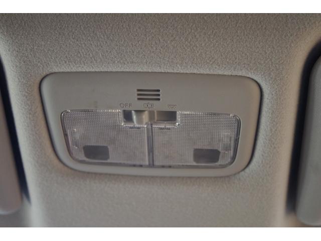 シエンタ G セーフティーエディション アラウンドビューモニター スーパーUVカットガラス シートヒーター ステアリングヒーター シルバーインテリアアクセント トヨタセーフティセンス 両側パワースライドドア フルセグ ETC スマートキー(41枚目)