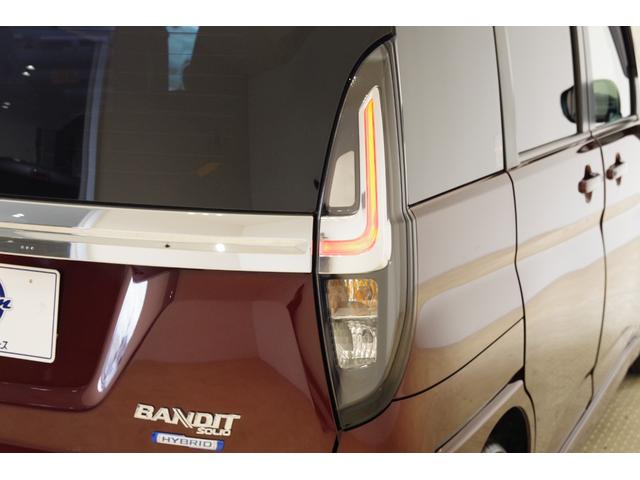 ソリオバンディット ハイブリッドＭＶ　衝突被害軽減ブレーキ　後退時ブレーキサポート　ＬＥＤヘッドライト　１５インチアルミ　両側パワースライドドア　シートヒーター　ヘッドＵＰディスプレイ　９型ワイドナビ　フルセグＴＶ　全方位カメラ　ＥＴＣ（38枚目）