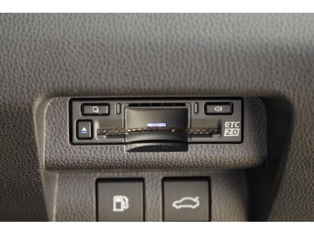 クラウンクロスオーバー RSアドバンスド ムーンルーフ 寒冷地仕様 デジタルインナーミラー 電動リアゲート 本革パワーシート シートクーラーヒーター ステアリングヒーター ワイヤレス充電器 全方位カメラ ETC2.0(7枚目)