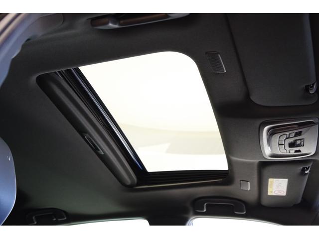 クラウンクロスオーバー RSアドバンスド ムーンルーフ 寒冷地仕様 デジタルインナーミラー 電動リアゲート 本革パワーシート シートクーラーヒーター ステアリングヒーター ワイヤレス充電器 全方位カメラ ETC2.0(8枚目)