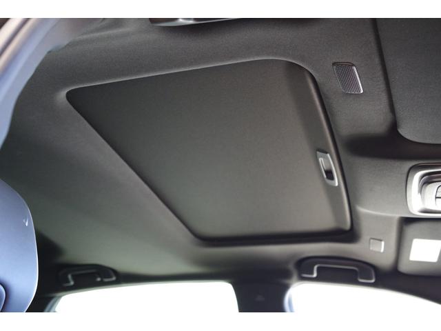 クラウンクロスオーバー RSアドバンスド ムーンルーフ 寒冷地仕様 デジタルインナーミラー 電動リアゲート 本革パワーシート シートクーラーヒーター ステアリングヒーター ワイヤレス充電器 全方位カメラ ETC2.0(9枚目)