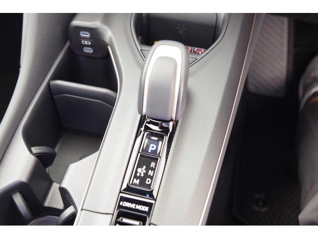 クラウンクロスオーバー RSアドバンスド ムーンルーフ 寒冷地仕様 デジタルインナーミラー 電動リアゲート 本革パワーシート シートクーラーヒーター ステアリングヒーター ワイヤレス充電器 全方位カメラ ETC2.0(13枚目)